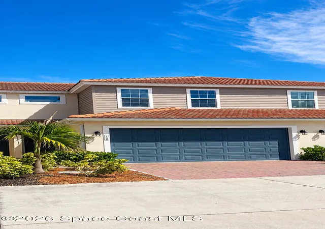 Townhouse for sale at 1800 Noel Pl #105, Melbourne, FL 32935 | MLS# 1080357