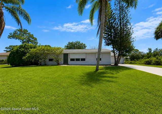Photo 2 of Single family home for sale at 581 Borraclough Ave Nw, Palm Bay, FL 32907 | MLS# 1082417 | Listing updated on 2026-09-13