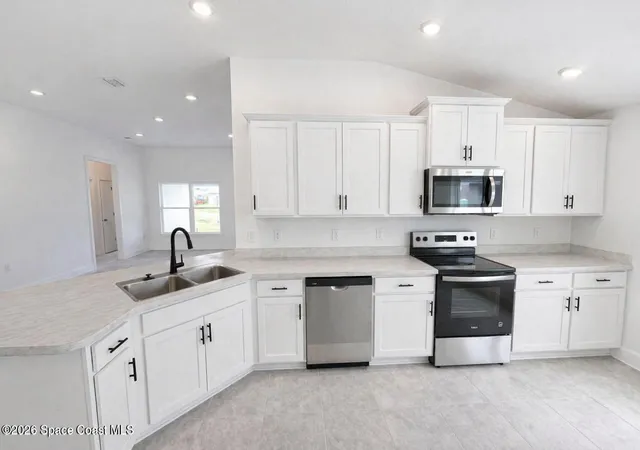 Photo 2 of Single family home for sale at 1218 Soleway Ave Nw, Palm Bay, FL 32907 | MLS# 1082079 | Listing updated on 2026-09-10