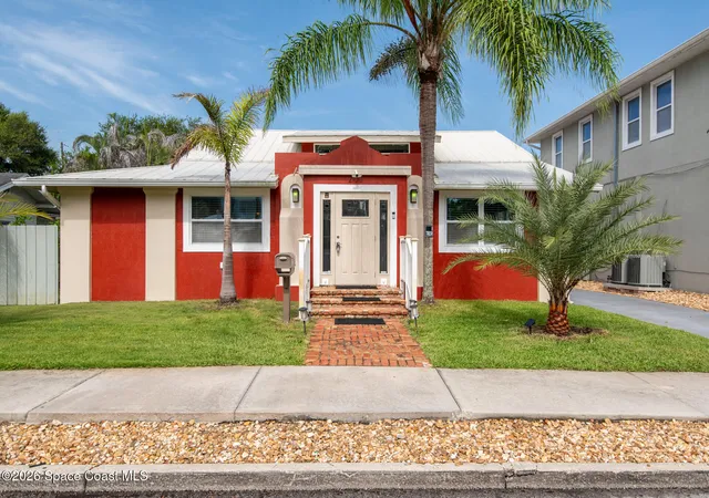 Photo 1 of Single family home for sale at 2100 Vernon Pl, Melbourne, FL 32901 | MLS# 1084076 | Listing updated on 2026-09-17