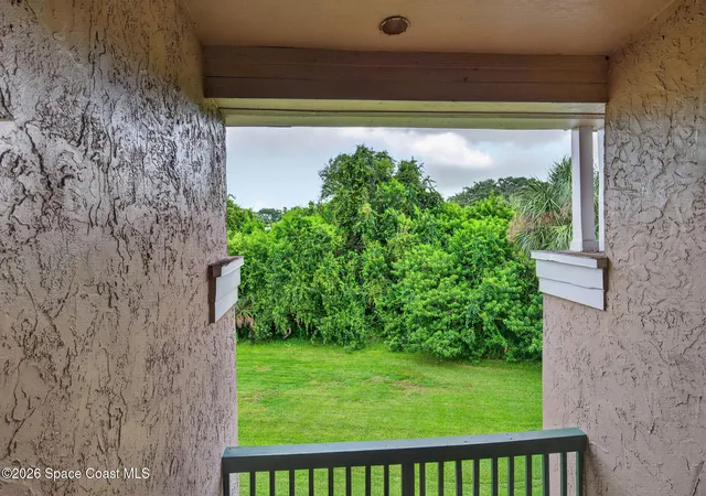 Listing Photo 3 - Condo for sale in building located at 7667 N Wickham Rd, Melbourne, FL 32940 - Unit #1118
