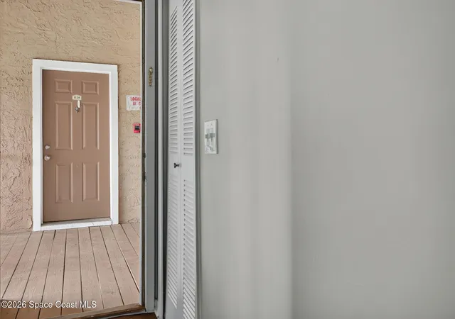 Listing Photo 4 - Condo for sale in building located at 7667 N Wickham Rd, Melbourne, FL 32940 - Unit #1118