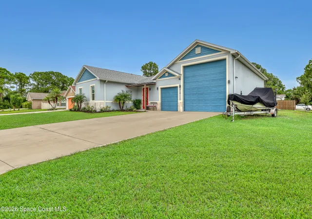 Photo 3 of Single family home for sale at 910 Windmill St Se, Palm Bay, FL 32909 | MLS# 1084321 | Listing updated on 2026-09-12