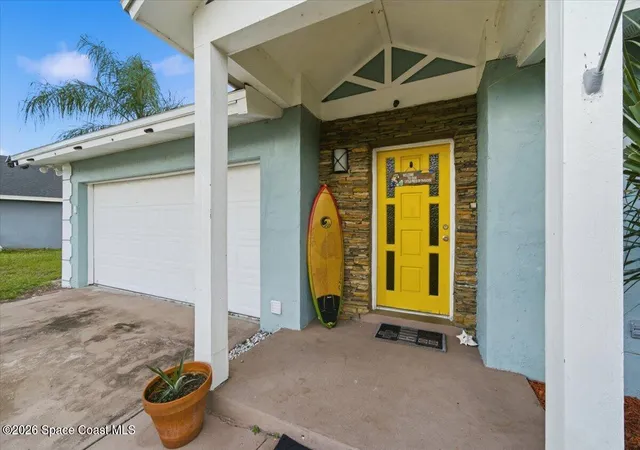 Photo 4 of Single family home for sale at 657 Altura Dr, Cocoa, FL 32927 | MLS# 1086202 | Listing updated on 2026-09-18