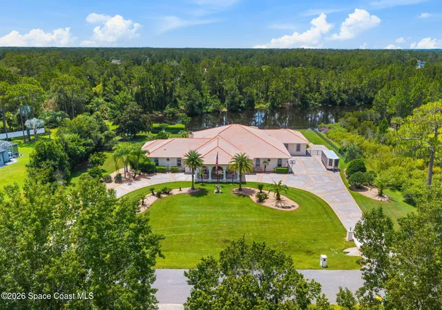 Photo 3 of Single family home for sale at 3565 Sparrow Hawk Trl, Mims, FL 32754 | MLS# 1086898 | Listing updated on 2026-10-04