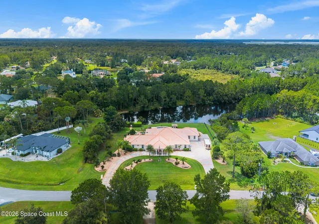 Photo 4 of Single family home for sale at 3565 Sparrow Hawk Trl, Mims, FL 32754 | MLS# 1086898 | Listing updated on 2026-10-04