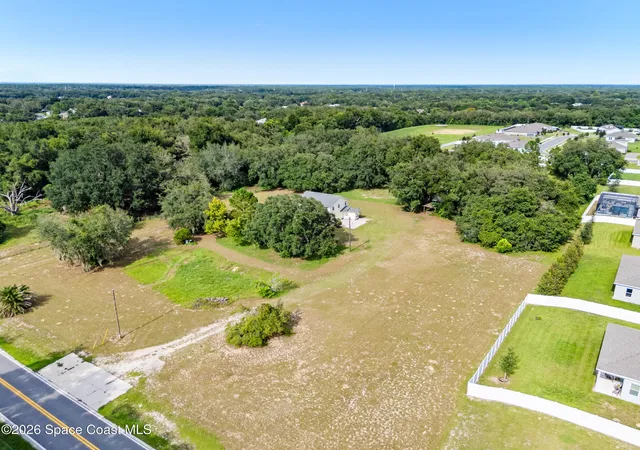 Photo 3 of Single family home for sale at 3105 Pittman Rd, Apopka, FL 32712 | MLS# 1085447 | Listing updated on 2026-09-16