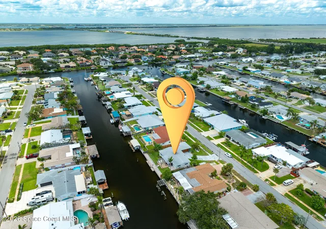 Photo 4 of Single family home for sale at 452 Cardinal Dr, Satellite Beach, FL 32937 | MLS# 1086300 | Listing updated on 2026-09-01