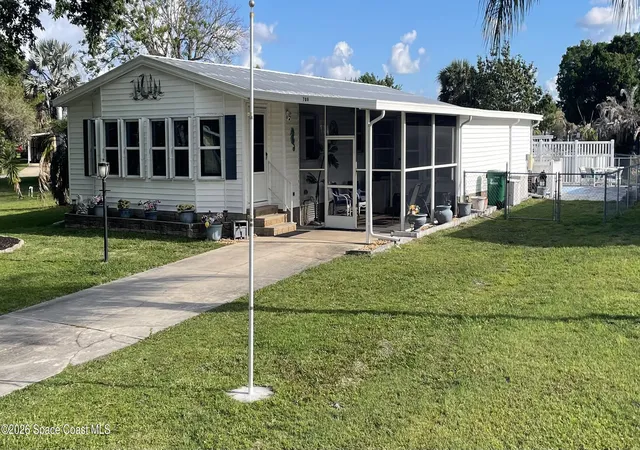 Photo 2 of Single family home for sale at 706 Lantania Dr, Barefoot Bay, FL 32976 | MLS# 1086431 | Listing updated on 2026-09-02