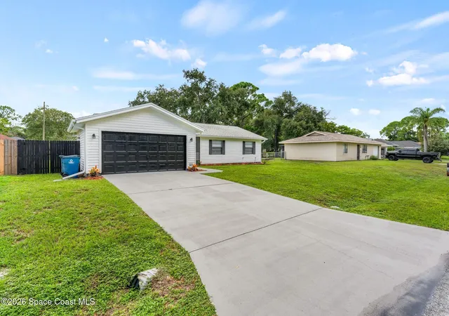 Photo 4 of Single family home for sale at 1436 Starboard St NW, Palm Bay, FL 32907 | MLS# 1086575 | Listing updated on 2026-10-09