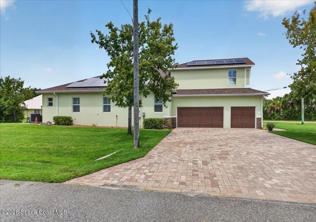 Photo 2 of Single family home for sale at 2500 Ranch Rd, Melbourne, FL 32904 | MLS# 1086630 | Listing updated on 2026-09-17