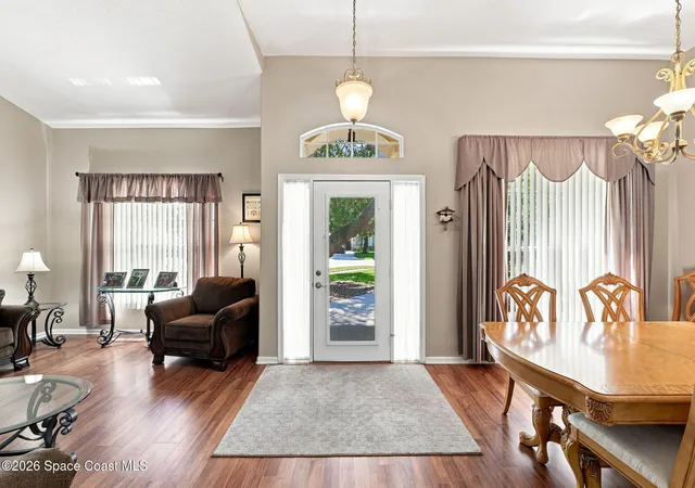 Photo 3 of Sale Pending at 720 Spring Oak Dr, Melbourne, FL 32901 | MLS# 1086308 | Listing updated on 2026-09-07