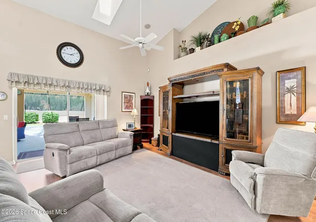 Photo 4 of Sale Pending at 720 Spring Oak Dr, Melbourne, FL 32901 | MLS# 1086308 | Listing updated on 2026-09-07