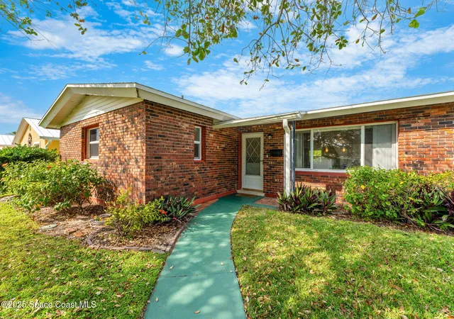 Photo 2 of Single family home for sale at 366 Coral Dr, Cape Canaveral, FL 32920 | MLS# 1086435 | Listing updated on 2026-09-04