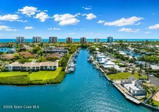 Photo 2 of Condo for sale at 3209 S Lakeview Cir #8105, Hutchinson Island, FL 34949 | MLS# 1086364 | Listing updated on 2026-09-10