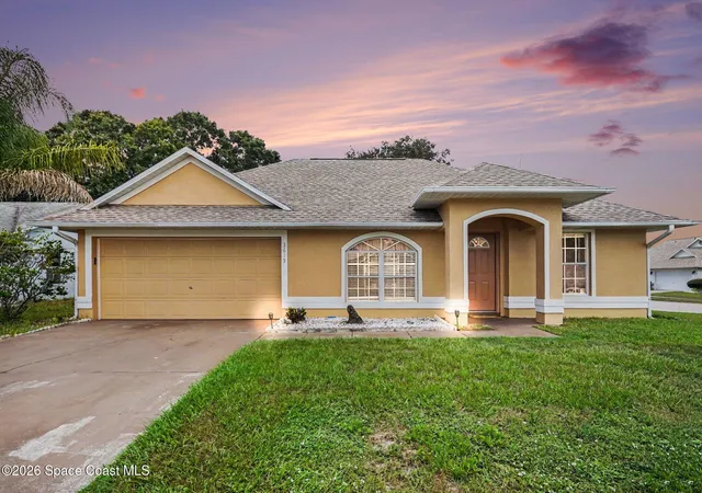 Photo 1 of Single family home for sale at 3615 Egret Dr, Melbourne, FL 32901 | MLS# 1086462 | Listing updated on 2026-09-18