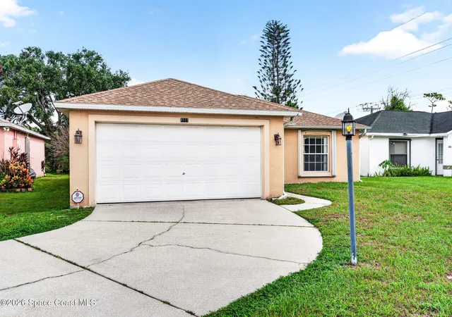 Photo 2 of Single family home for sale at 4111 Bahama Ave, Melbourne, FL 32901 | MLS# 1086554 | Listing updated on 2026-09-10