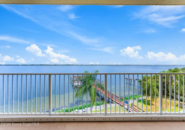 Listing Photo 4 - Condo for sale in building located at 4007 N Harbor City Blvd, Melbourne, FL 32935 - Unit #402