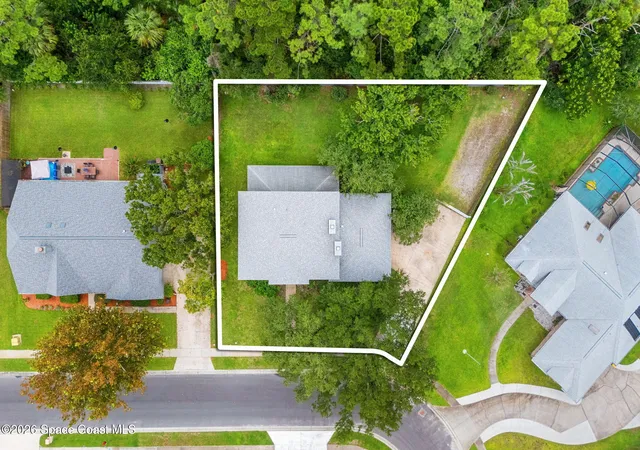 Photo 2 of Single family home for sale at 578 Lake Ashley Cir, Melbourne, FL 32904 | MLS# 1086820 | Listing updated on 2026-09-13