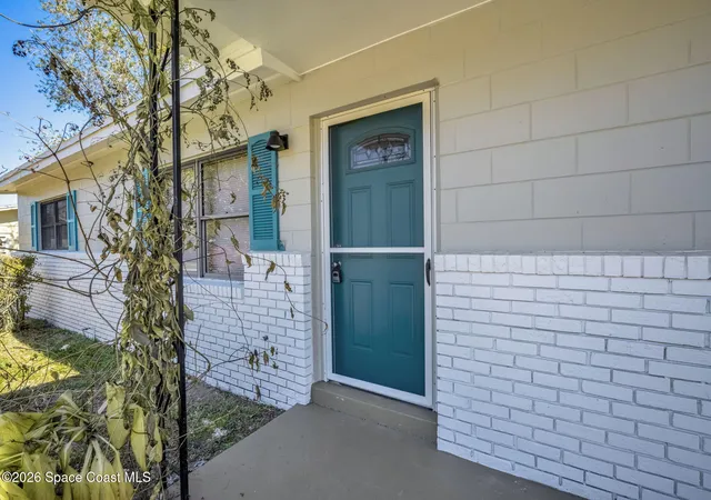 Photo 3 of Single family home for sale at 1725 Bryn Mawr Dr, Titusville, FL 32796 | MLS# 1086523 | Listing updated on 2026-09-02