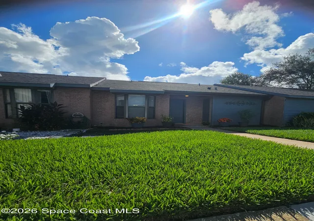 Photo 2 of Townhouse for sale at 2510 King Oak Cir, Saint Cloud, FL 34769 | MLS# 1086537 | Listing updated on 2026-09-14
