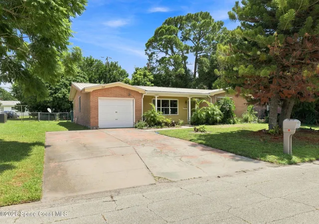 Photo 2 of Single family home for sale at 1861 Dawn Dr, Melbourne, FL 32935 | MLS# 1086542 | Listing updated on 2026-09-03