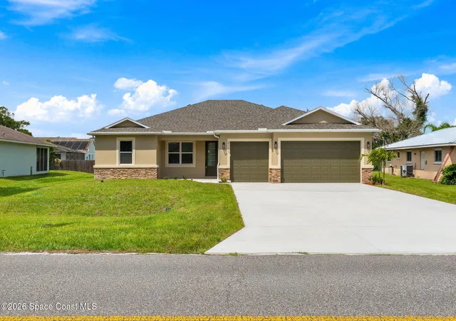 Photo 2 of Single family home for sale at 2171 Fallon Blvd Ne, Palm Bay, FL 32907 | MLS# 1086701 | Listing updated on 2026-09-15