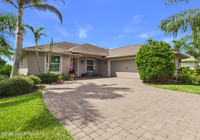 Photo 1 of Single family home for sale at 313 Yearling Trl, Sebastian, FL 32958 | MLS# 1086612 | Listing updated on 2026-09-05