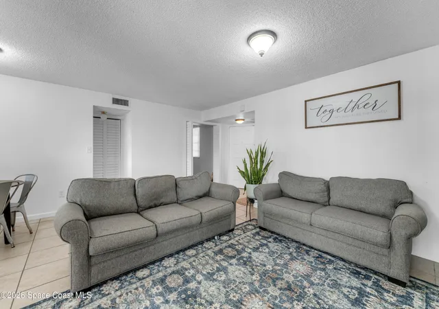 Photo 3 of Sale Pending at 1400 Jefferson Dr #1400b, Homestead, FL 33034 | MLS# 1086617 | Listing updated on 2026-09-16