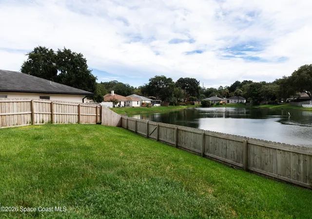 Photo 3 of Single family home for sale at 1122 Hidden Cvs Cir N, Jacksonville, FL 32233 | MLS# 1086798 | Listing updated on 2026-10-04
