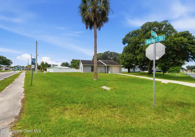 Photo 3 of Single family home for sale at 801 Cody Ave, Sebastian, FL 32958 | MLS# 1087759 | Listing updated on 2026-10-05