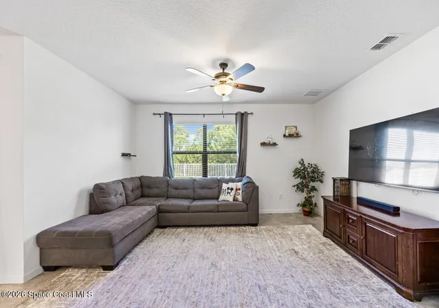 Photo 4 of Single family home for sale at 637 Old Country Rd SE, Palm Bay, FL 32909 | MLS# 1086700 | Listing updated on 2026-09-18