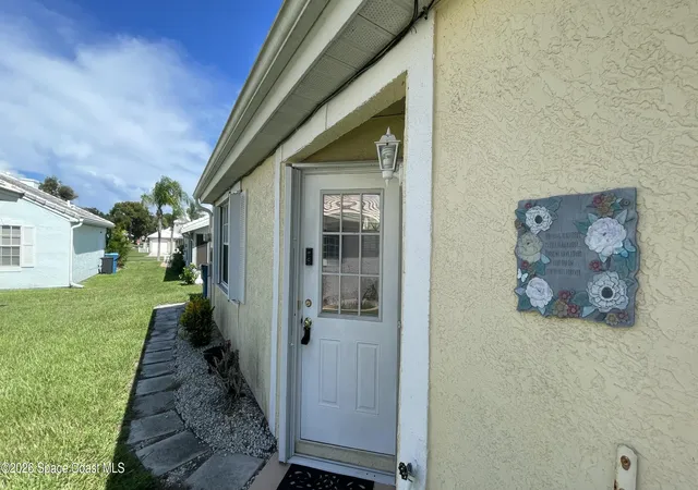 Photo 4 of Single family home for sale at 865 Bracken Ter NE, Palm Bay, FL 32905 | MLS# 1086730 | Listing updated on 2026-09-17