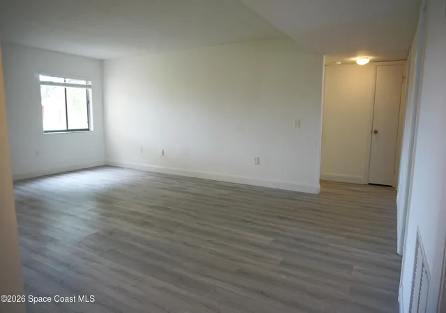 Listing Photo 5 - Condo for sale in building located at 166 San Juan Cir, Melbourne, FL 32935 - Unit #166