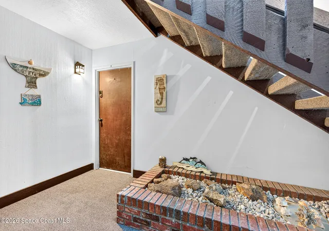 Listing Photo 3 - Condo for sale in building located at 9000 York Ln, Melbourne, FL 32904 - Unit #8b