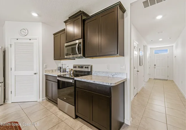 Photo 4 of Single family home for sale at 1306 Glendale Ave NW, Palm Bay, FL 32907 | MLS# 1086772 | Listing updated on 2026-10-30