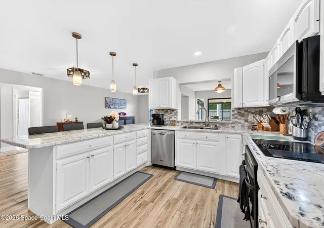 Photo 4 of Single family home for sale at 405 Tortoise View Cir, Satellite Beach, FL 32937 | MLS# 1087150 | Listing updated on 2026-09-11