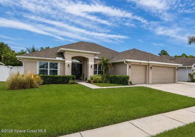 Photo 1 of Single family home for sale at 8332 Amalfi Cir, Fort Pierce, FL 34951 | MLS# 1086841 | Listing updated on 2026-09-05