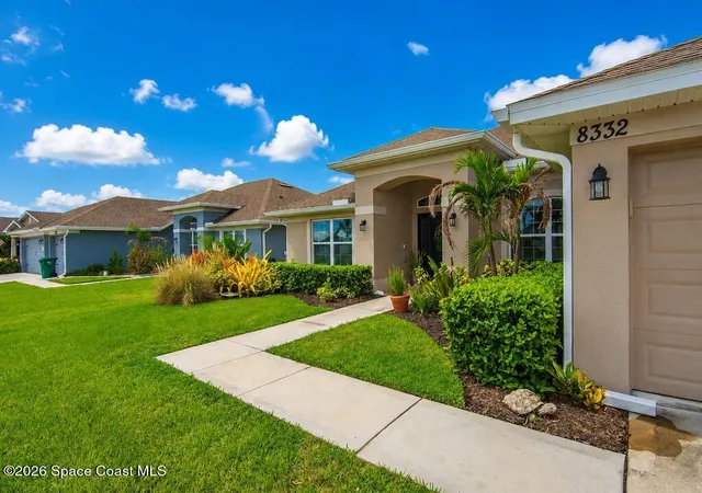 Photo 4 of Single family home for sale at 8332 Amalfi Cir, Fort Pierce, FL 34951 | MLS# 1086841 | Listing updated on 2026-09-05