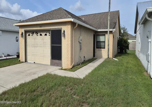 Photo 1 of Single family home for sale at 3973 Bayberry Dr, Melbourne, FL 32901 | MLS# 1086854 | Listing updated on 2026-09-09