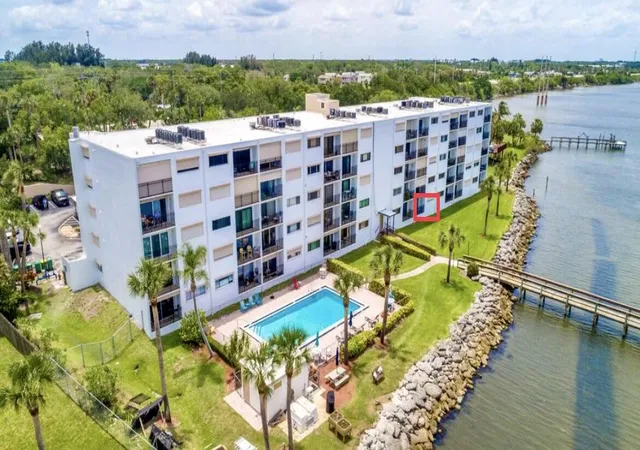 Photo 2 of Condo for sale at 3901 Dixie Hwy Ne #104, Palm Bay, FL 32905 | MLS# 1088211 | Listing updated on 2026-09-22