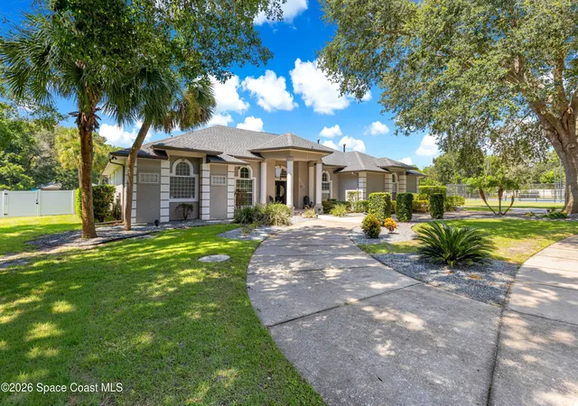 Photo 3 of Sale Pending at 4801 Se 11th Place, Ocala, FL 34471 | MLS# 1086938 | Listing updated on 2026-09-17