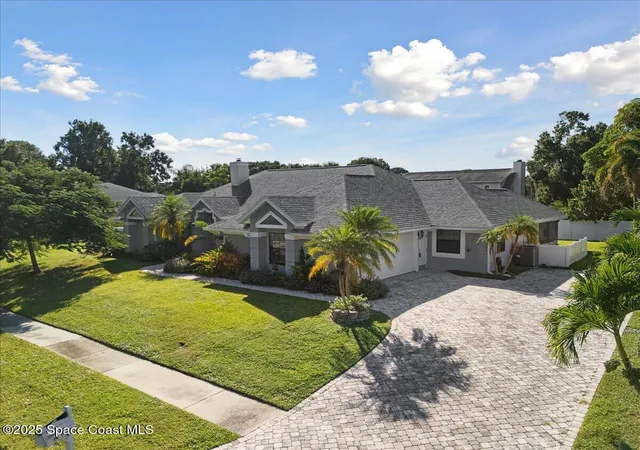 Photo 1 of Single family home for sale at 1085 Old Parsonage Dr, Merritt Island, FL 32952 | MLS# 1086973 | Listing updated on 2026-09-09