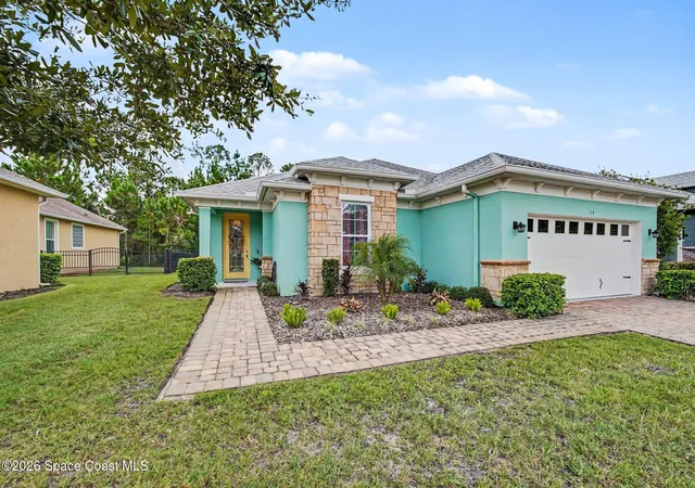 Photo 3 of Single family home for sale at 19 Huntington Pl, Ormond Beach, FL 32174 | MLS# 1086988 | Listing updated on 2026-09-08