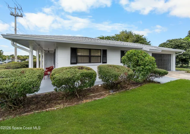 Photo 1 of Single family home for sale at 1481 Derbyshire Rd, Daytona Beach, FL 32117 | MLS# 1087048 | Listing updated on 2026-09-09