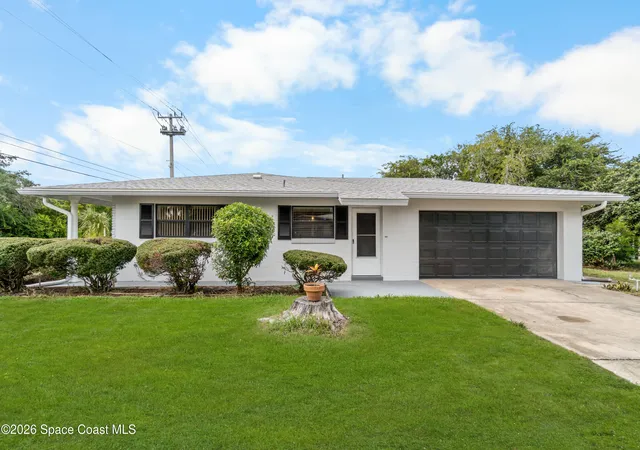 Photo 2 of Single family home for sale at 1481 Derbyshire Rd, Daytona Beach, FL 32117 | MLS# 1087048 | Listing updated on 2026-09-09