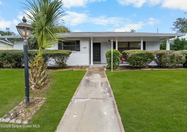 Photo 4 of Single family home for sale at 1481 Derbyshire Rd, Daytona Beach, FL 32117 | MLS# 1087048 | Listing updated on 2026-09-09