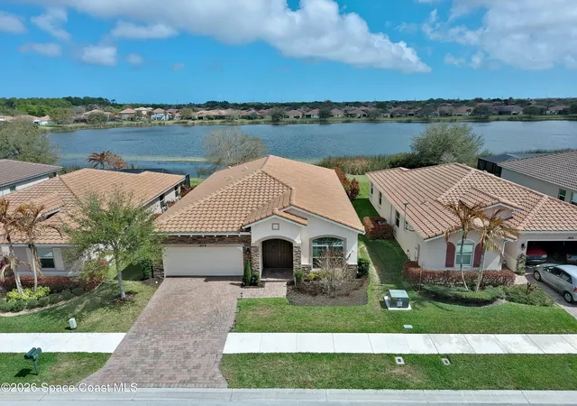 Photo 1 of Single family home for sale at 1804 Berkshire Cir Sw, Vero Beach, FL 32968 | MLS# 1087104 | Listing updated on 2026-09-23