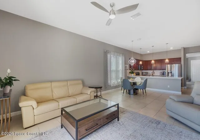 Photo 3 of Single family home for sale at 1804 Berkshire Cir Sw, Vero Beach, FL 32968 | MLS# 1087104 | Listing updated on 2026-09-23