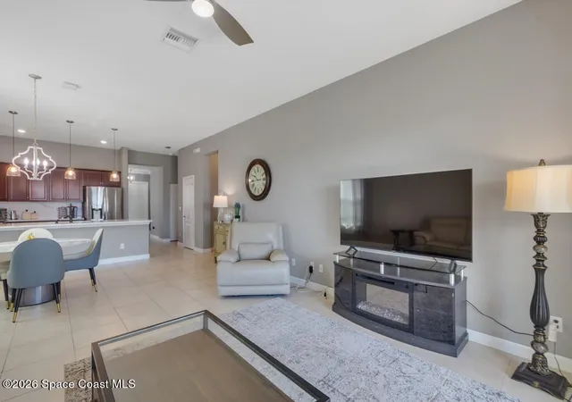 Photo 3 of Single family home for sale at 1804 Berkshire Cir SW, Vero Beach, FL 32968 | MLS# 1087104 | Listing updated on 2026-09-23